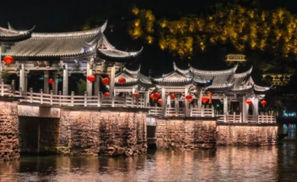 诗说建筑：亭台楼阁轩榭舫，谁解其中风月心？