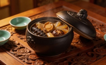 启坛之香，何以跨越百年？佛跳墙里的中华味与人间情