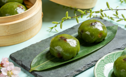 青团：一枚碧玉，半部江南春事